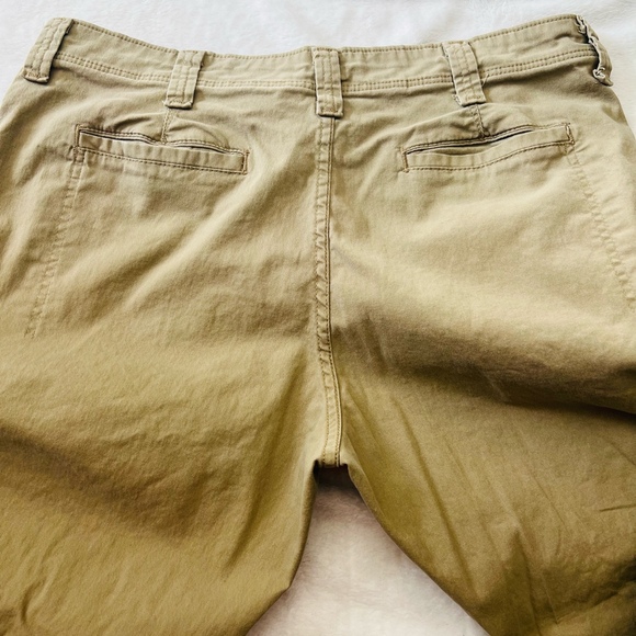 Wrangler Men’s Relaxed Fit Cargo Pants in khaki Color size W34x30L - Picture 6 of 6